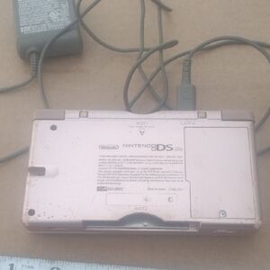 Nintendo DS Lite in Pink